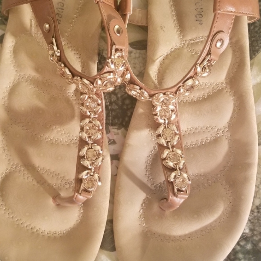 Forever sling back tan & gold dressy size 9